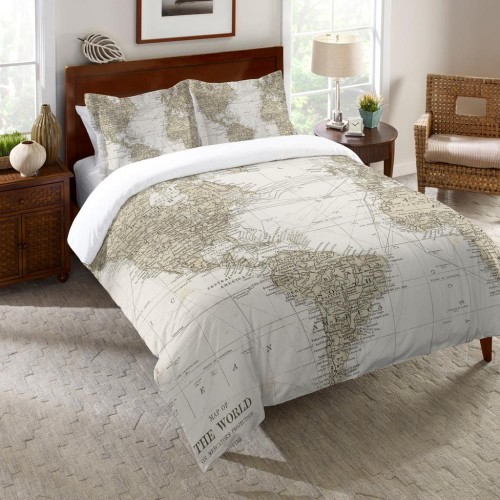 Comforters & Bedspreads| Laural Home Get Out and See the World Multi-colored Multi Full/Queen Comforter (Cotton with Polyester Fill) - RD35541